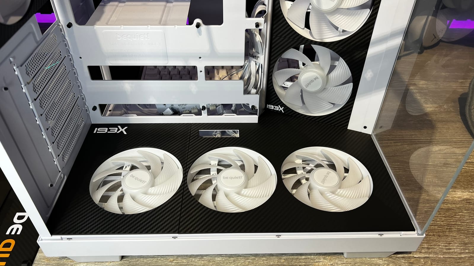 Bottom fans and the printed bottom plate with the IBEX logo