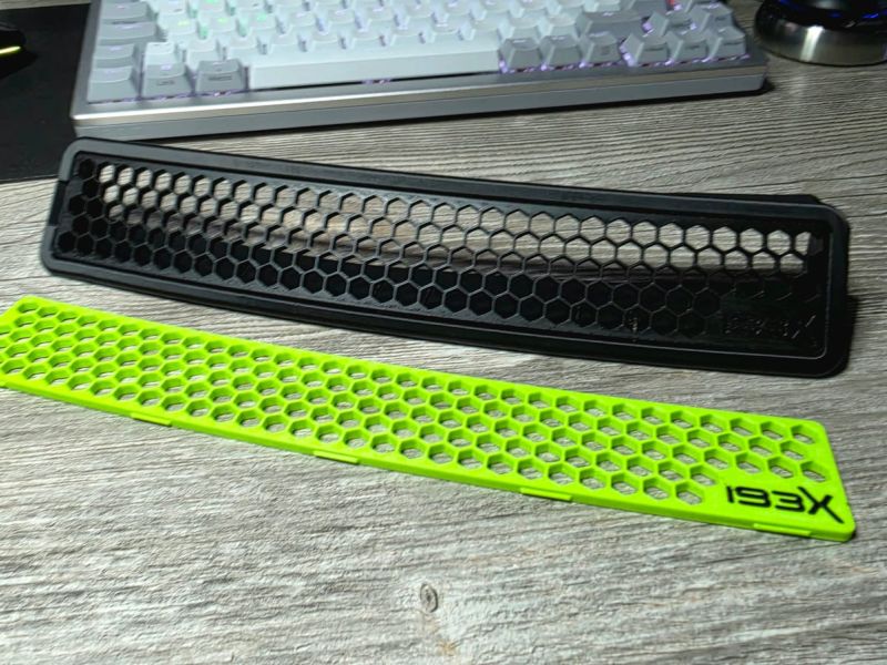 Black and lime honeycomb inserts side by side