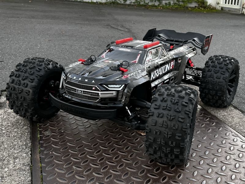 Arrma Kraton 8S