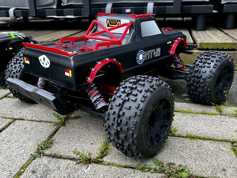 Tekno MT410 in red