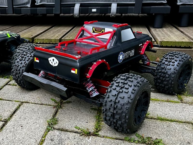 Tekno MT410 in red