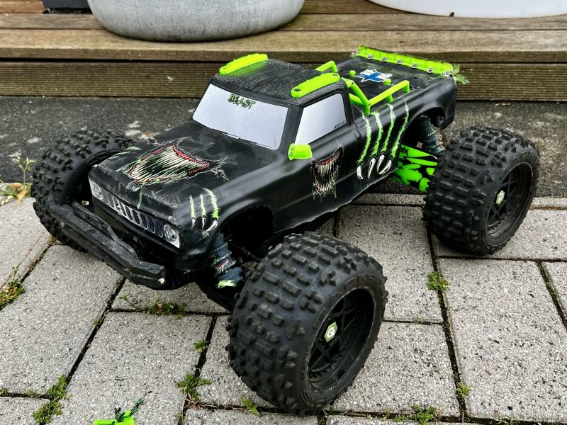 Tekno MT410 in green